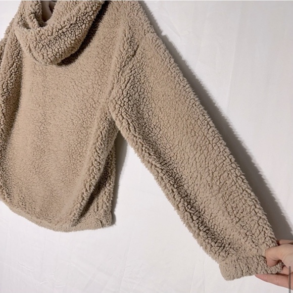5/$25 Weekend Edition Tan Beige Sherpa Teddy Pullover Hoodie M - Picture 7 of 14